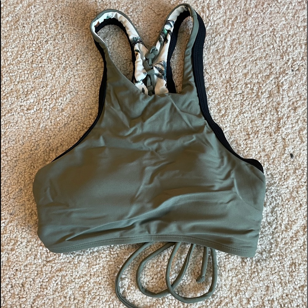 Reversible Highneck Bikini Top